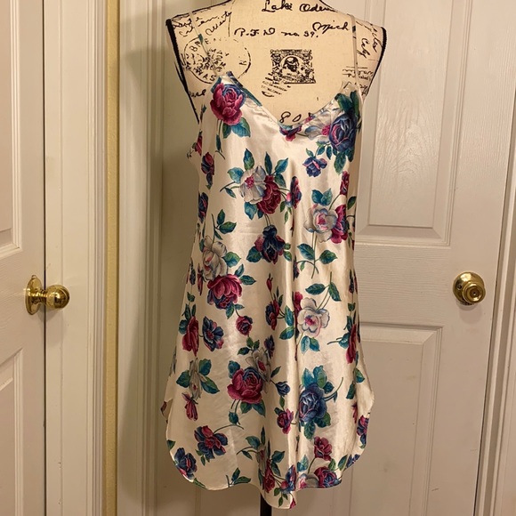 Floral Chemise - Picture 1 of 7